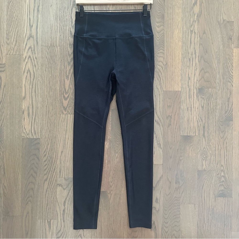 NWOT Outdoor Voices High Rise Warmup Legging in Charcoal Grey Size Medium